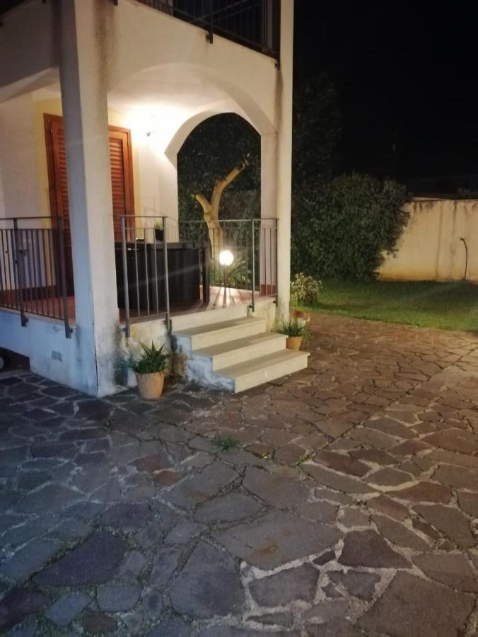 Villa Cavalluccio Marino Con Piscina Idromassaggio Carini Exterior photo